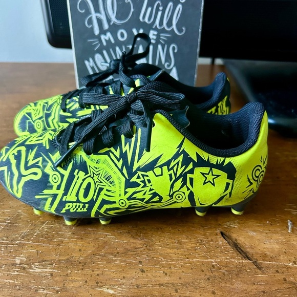 PUMA x CHRISTIAN PULISIC TACTO II Kids' Firm/Artificial Ground Cleats size 11 - Picture 3 of 5